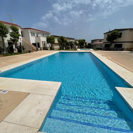 סיוטאדלה Forcat Apartamento Bajo Con Jardin Y Piscina מראה חיצוני תמונה