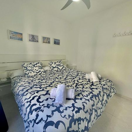 סיוטאדלה Forcat Apartamento Bajo Con Jardin Y Piscina מראה חיצוני תמונה