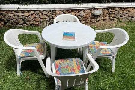 סיוטאדלה Forcat Apartamento Bajo Con Jardin Y Piscina מראה חיצוני תמונה