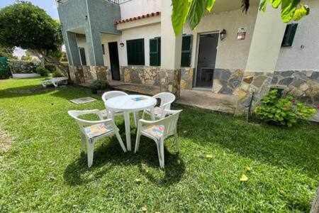 סיוטאדלה Forcat Apartamento Bajo Con Jardin Y Piscina מראה חיצוני תמונה